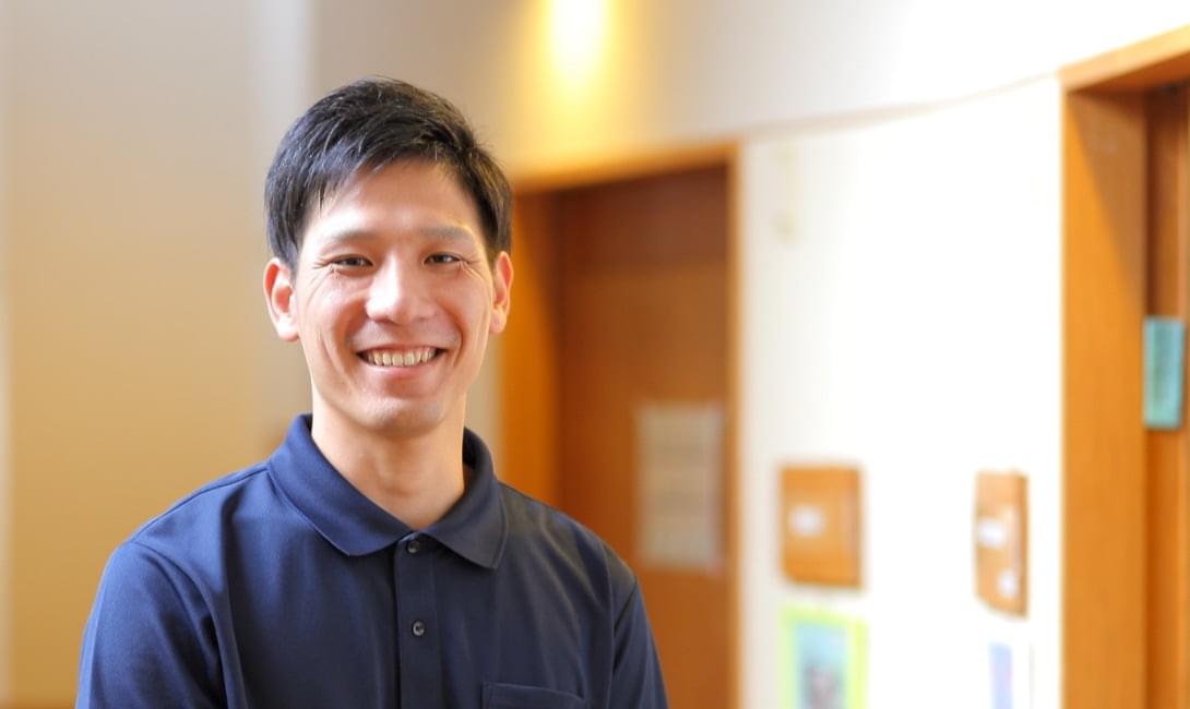介護主任/介護福祉士 尾崎 修平 写真